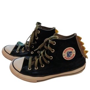 Converse All Star High Top youth, Chuck Taylor Dinosaur shoe. Size 4